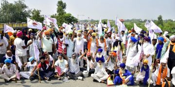 Protesting unions seeks unconditional release of arrested farmers; sent plea to the President