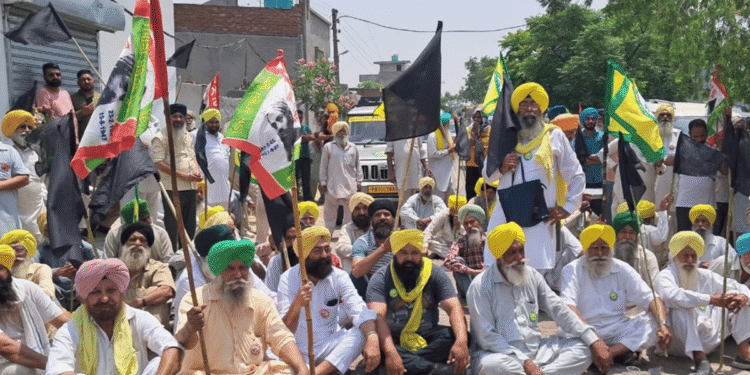 Farmer leaders decide to campaign against BJP, allies in poll-bound states