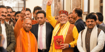 UP government needs to balance the investment between the common expenditure and budget allotment