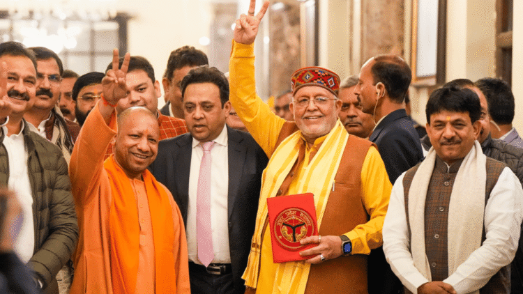 UP government needs to balance the investment between the common expenditure and budget allotment