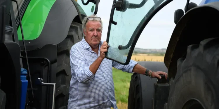 Britain’s Celebrity Farmer Puts Autonomous Tractors in the Spotlight