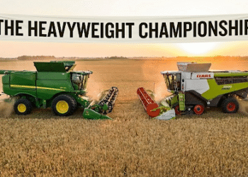 The Heavyweight Championship: John Deere X9 1100 vs Claas Lexion 8900